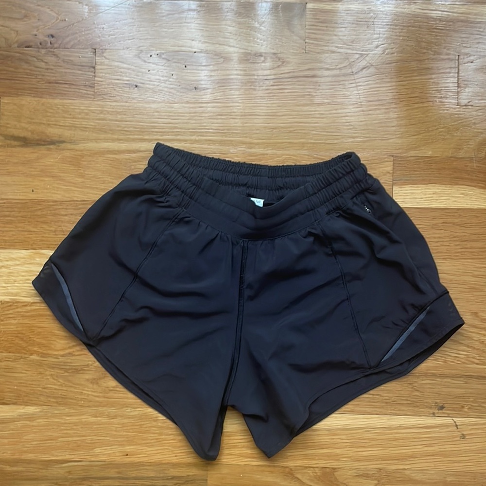 lululemon hotty hot shorts